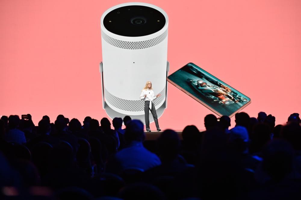 Samsung Electronics unveils its new vision “Together for Tomorrow” at CES 2022 alongside with new innovative products and seamless ecosystem experience
